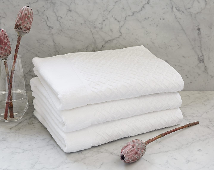 Boutique hotel towels best sale