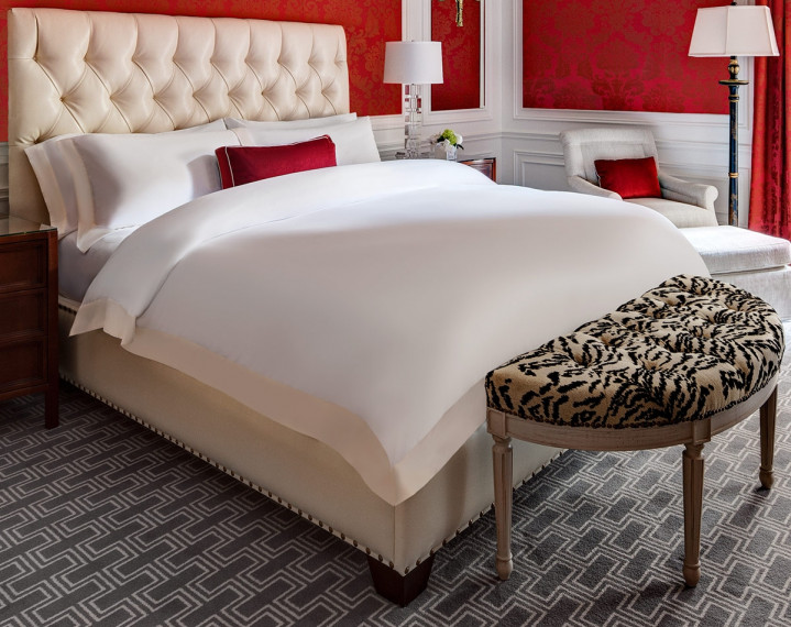 Lit St. Regis et Ensemble Literie Champagne